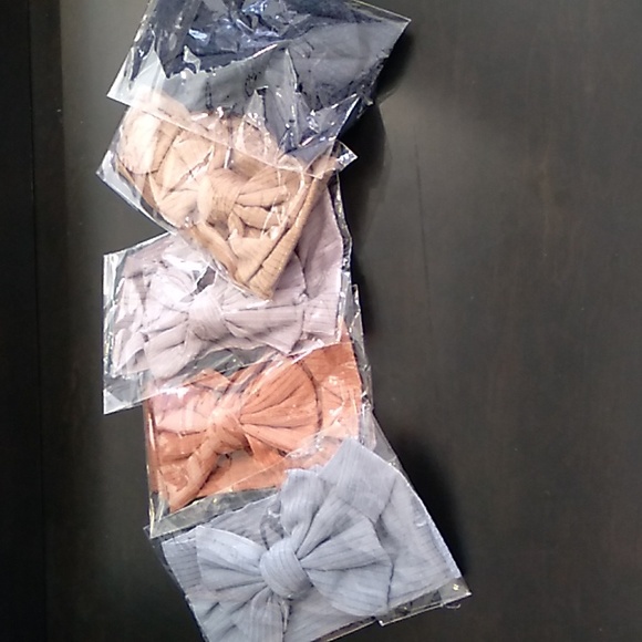 Other - Nwt bundle of 5 baby bow headbands